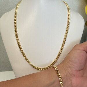 Classic Gold Chain Necklace and Bracelet Set